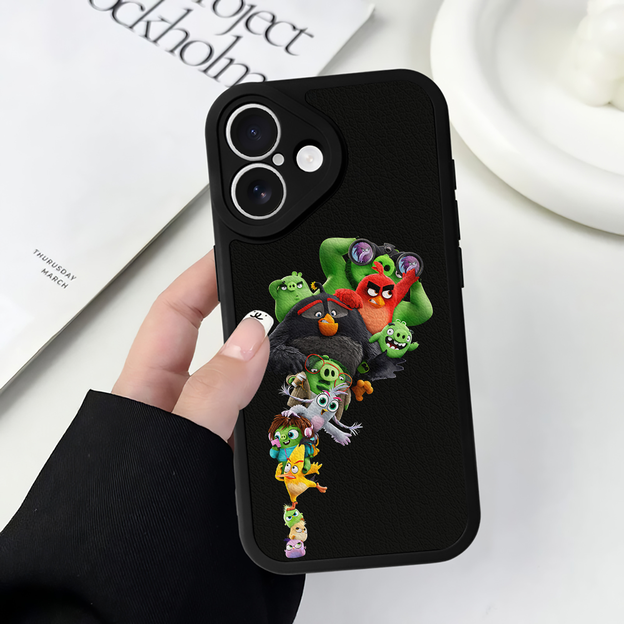 （画像用） Angry Birds アングリーバード 【iPhone 16シリーズ対応】シリコンスマホケース（レザー調） 材質：シリコン